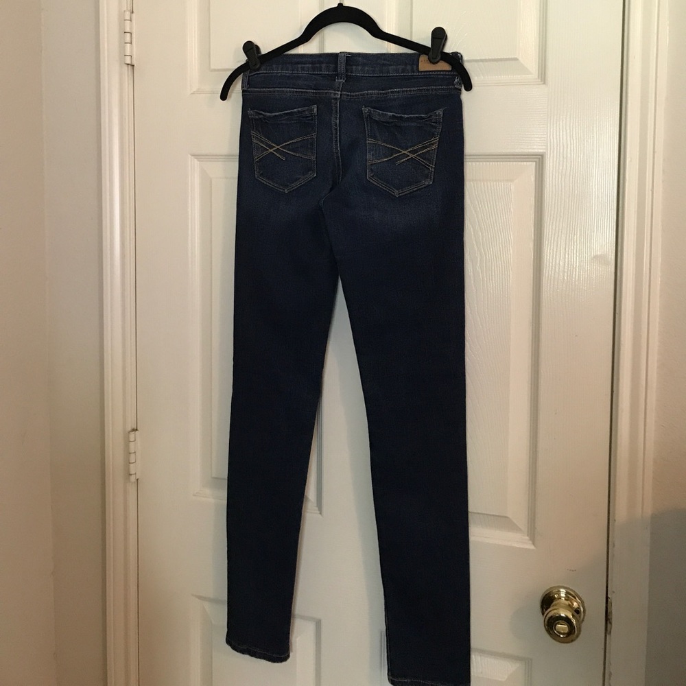 Aeropostale skinny distressed jeans